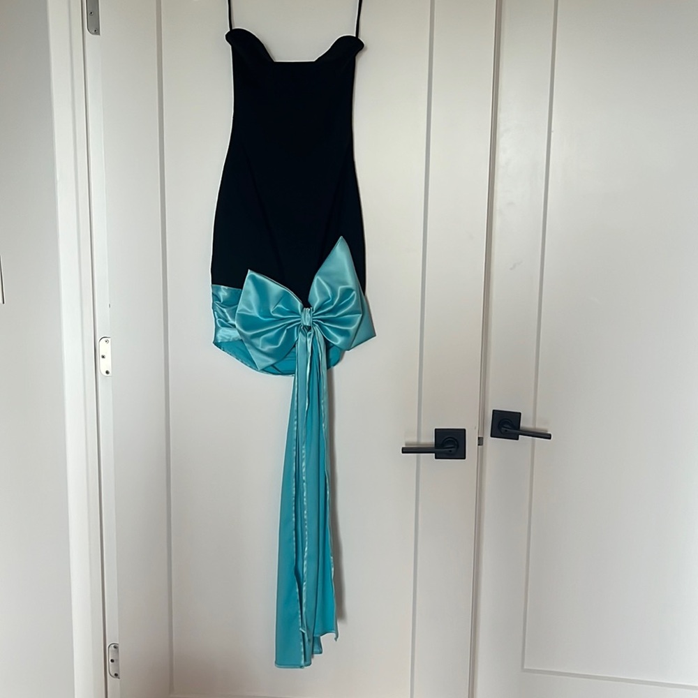 Super cute strapless bodycon dress